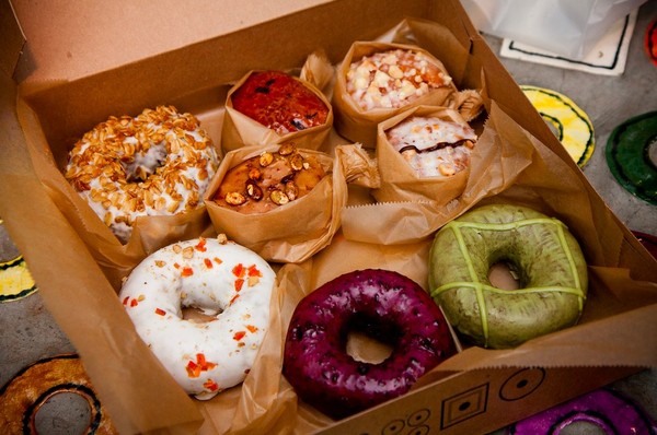 Bánh Doughnut cực ngon của tiệm Doughnut Plant (Brooklyn)